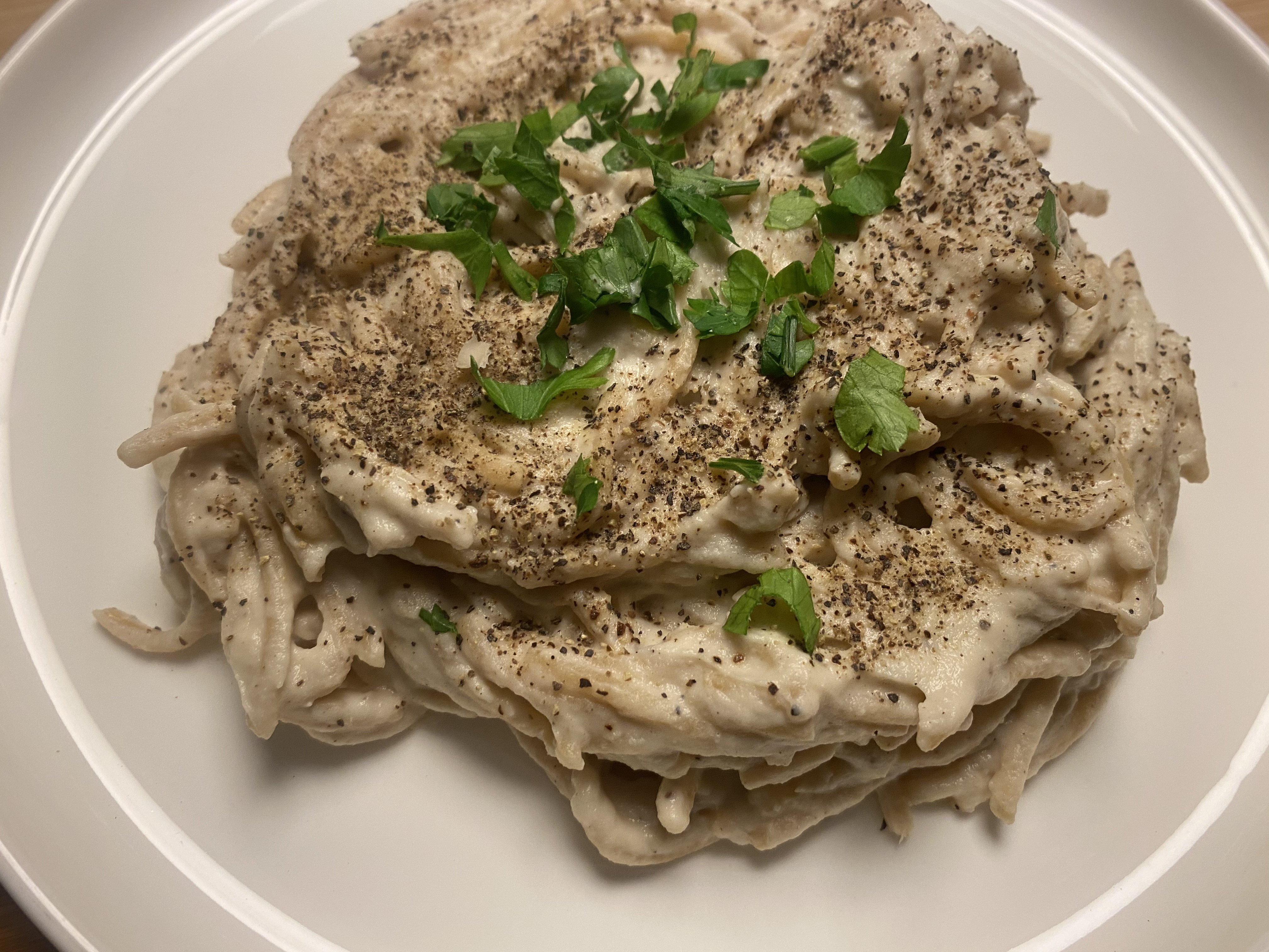 The Creamiest Roasted Garlic and Black Pepper Pasta