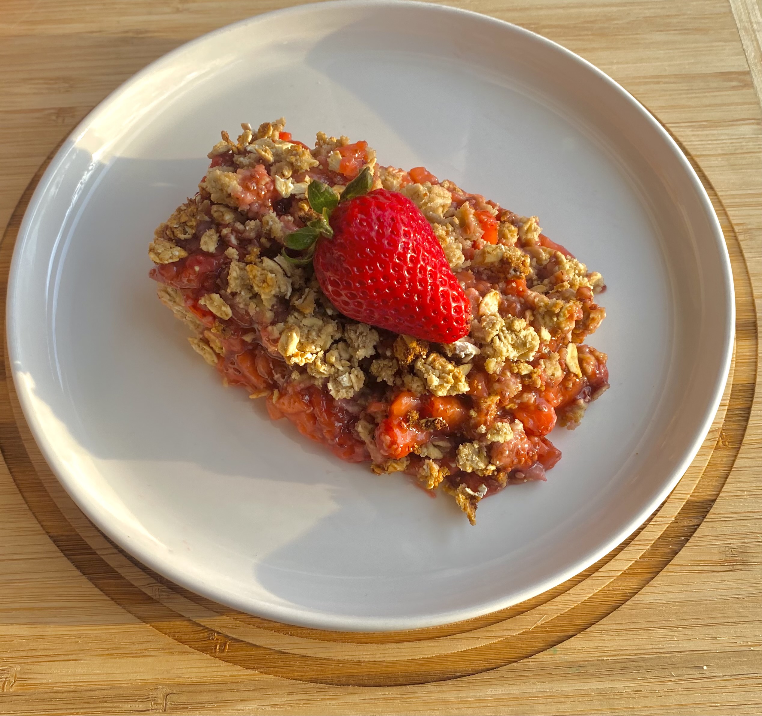 Vegan Strawberry Oatmeal Bars