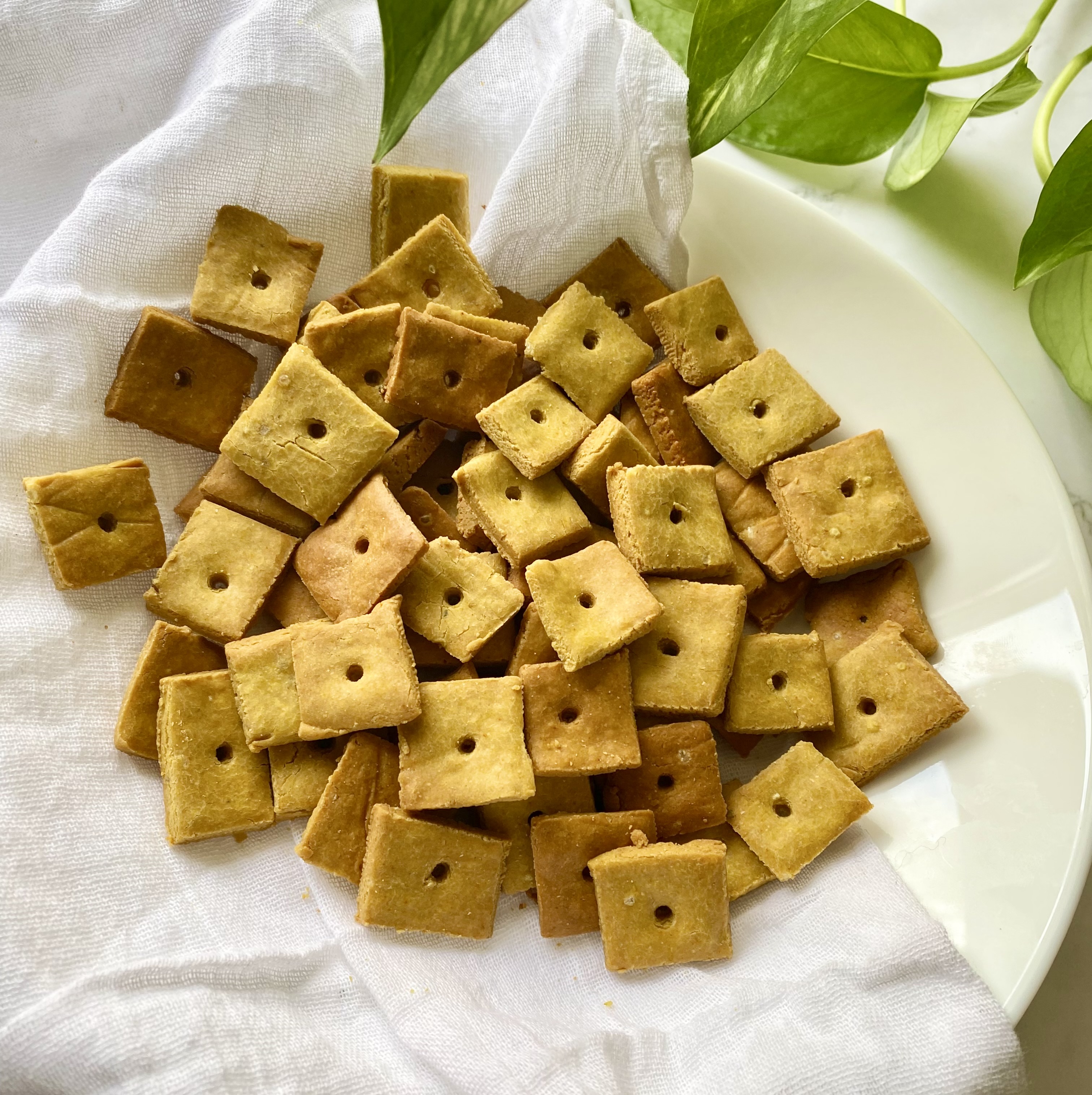 Healthy Vegan Cheez It Crackers (Oil Free Recipe)