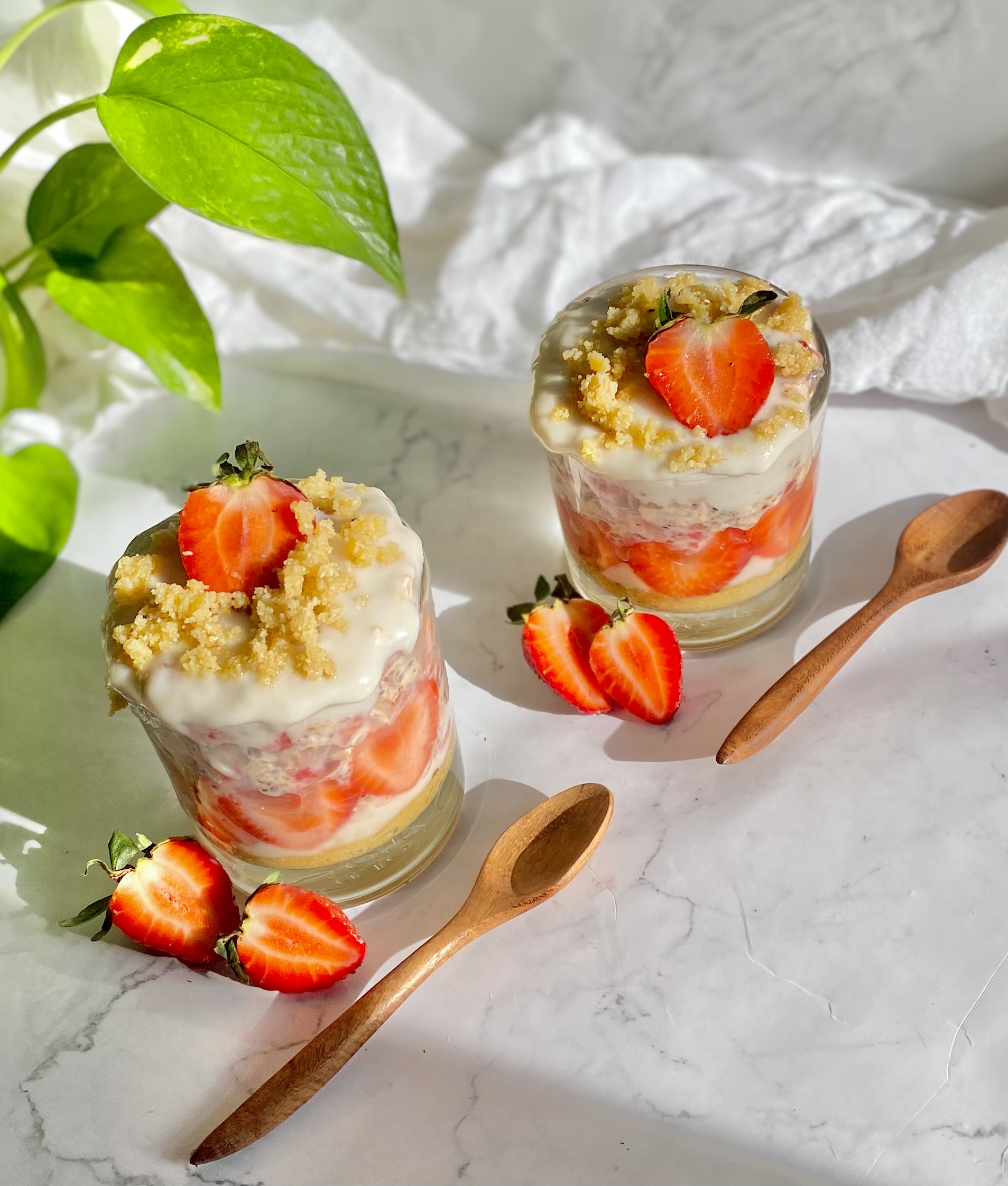 Strawberry Cake Overnight Oats (Vegan and Gluten Free)